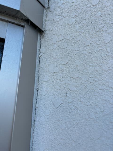 サッシひび割れ　現状