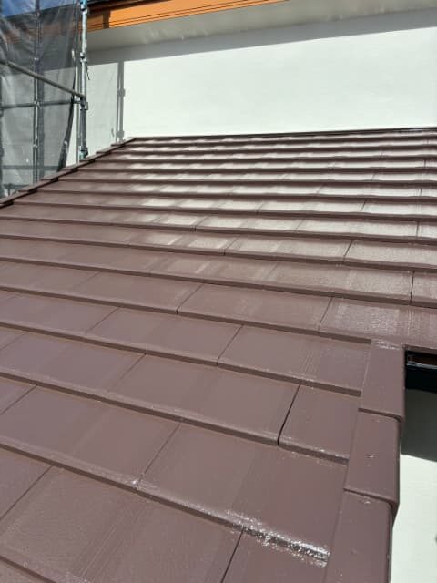 屋根塗装　ナポリブラウン